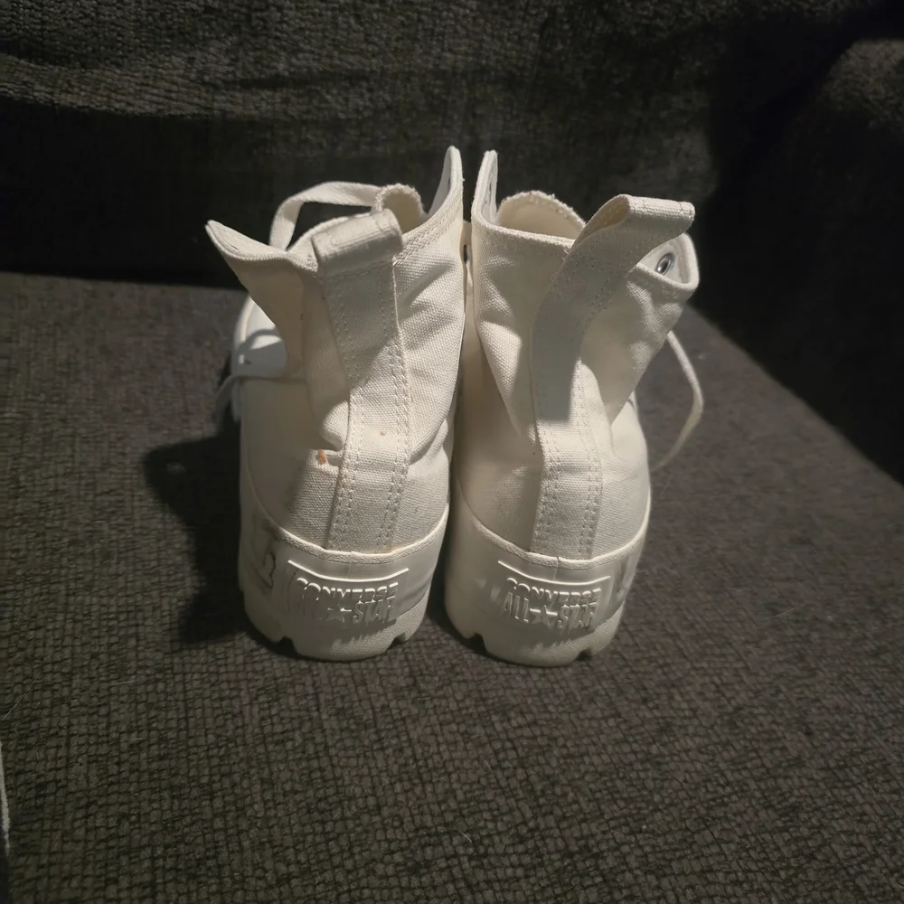 Converse Women's White High-Top Lug Sole Sneakers - Picture 4 of 6